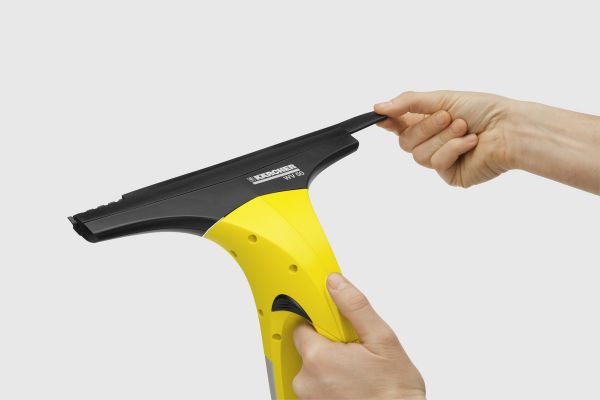 Limpiador De Ventanas Karcher WV50 Plus Batería - Imagen 4