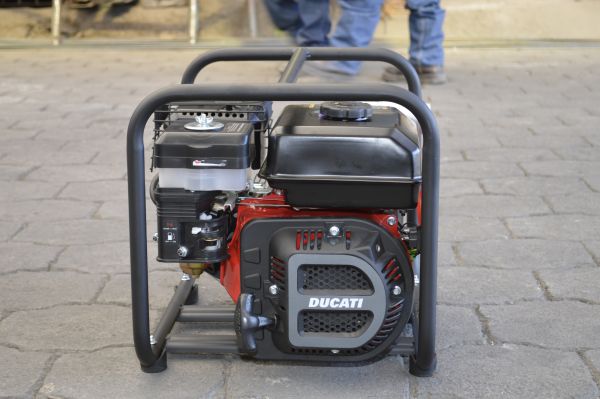 Bomba Motor Gasolina Ducati DCW50 2x2 Pulgadas - Imagen 3
