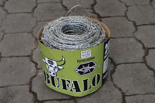 Alambre Puas Bufalo 200m Clase 400 - Imagen 3