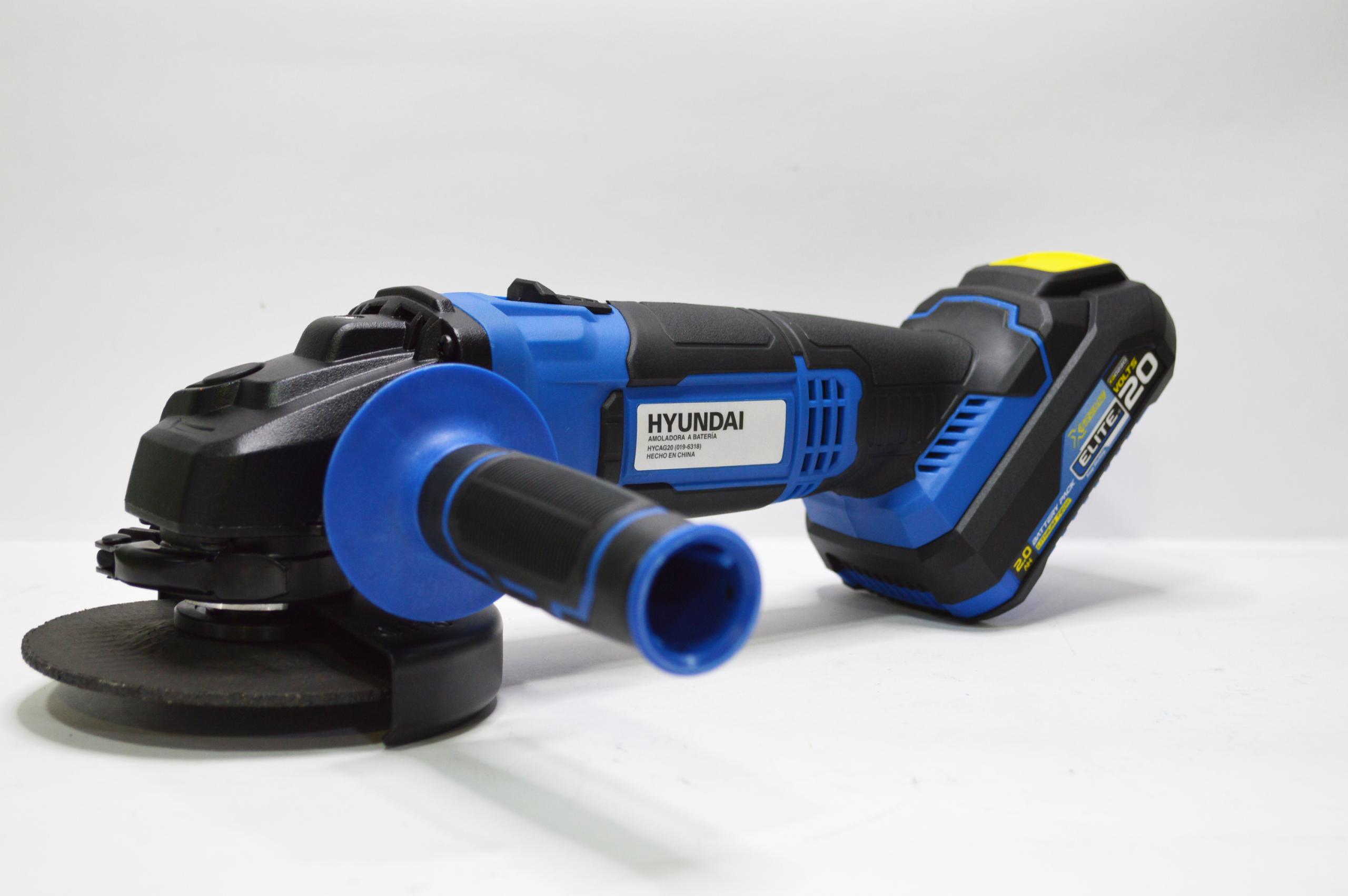 Amoladora Hyundai HYCAG20 a batería 2Ah 4 1/2 pulgadas
