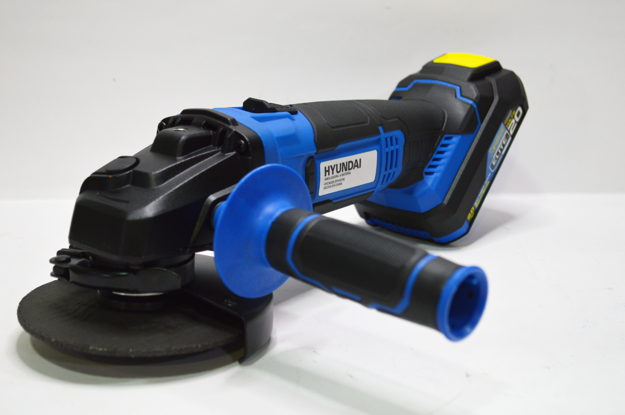 Amoladora Hyundai HYCAG20 a batería 2Ah 4 1/2 pulgadas