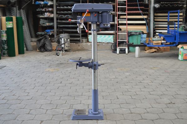 Taladro Pedestal 3/4 hp Elantools 16MM 1,67metros - Imagen 4