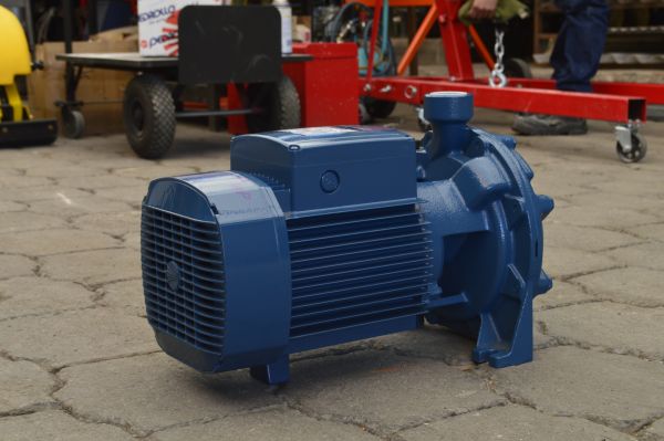 Bomba Pedrollo Centrifuga 2CP32-200C 4Hp 220-440v - Imagen 4