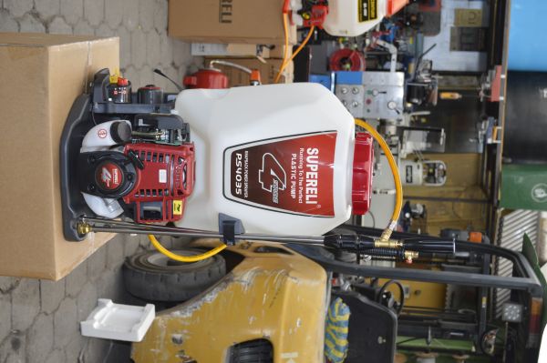 Bomba Fumigar Superelit Motor 4Tiempos 26 Litros - Imagen 2