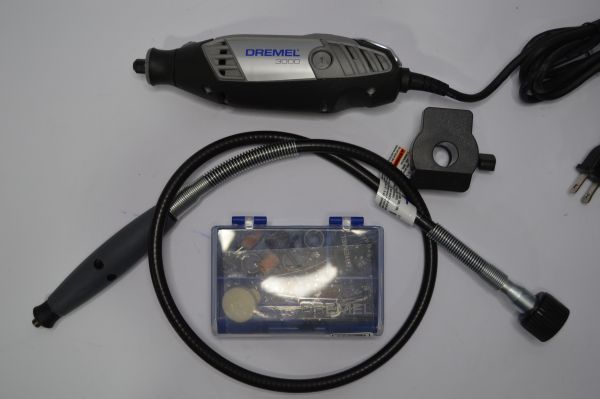 Rectificadora Dremel 3000 + 30 accesorios + 2 acoples - Imagen 2