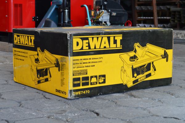 Sierra Mesa Dewalt DWE7470 10 Pulgadas 1800w - Imagen 4