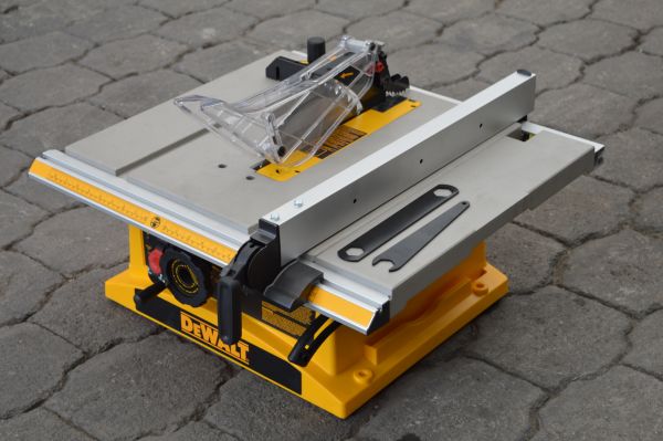 Sierra Mesa Dewalt DWE7470 10 Pulgadas 1800w - Imagen 3