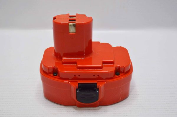 Batería Makita 192827-3 18v 2Ah - Imagen 3