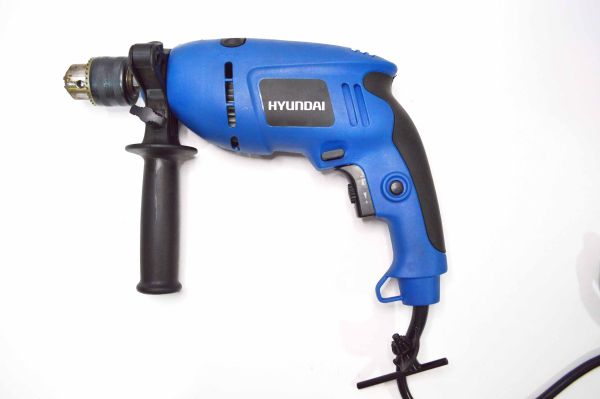 TALADRO HYUNDAI 1/2 700W HYID111 110V - Imagen 2