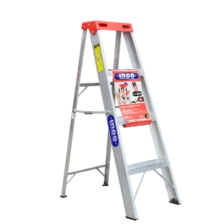 escalera tijera para tareas domesticas