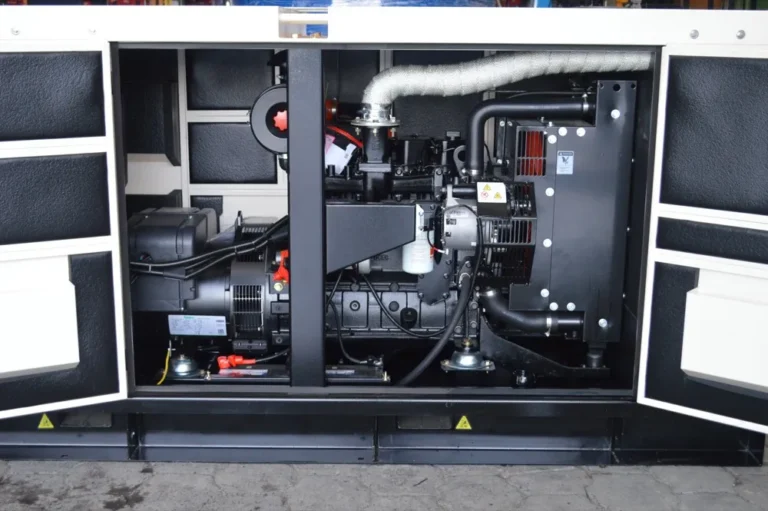 Generador Industrial 35KVA Trabajo Continuo SS LSC35S3-6 127/220V